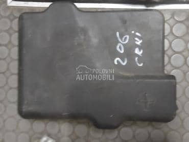 Poklopac akumulatora za Peugeot 206