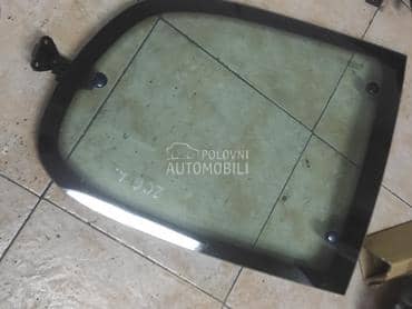 Auto staklo (šoferšajbna, proz za Peugeot 206