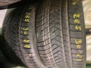 Pirelli 285/30 R21 Zimska