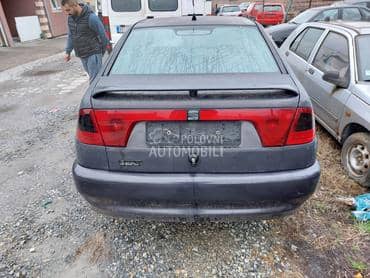 stop lampe za Seat Cordoba od 1993. do 1999. god.