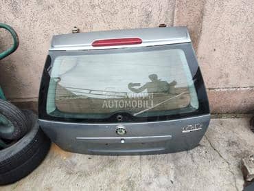 Gepek vrata KARAVAN 2002 god za Škoda Octavia