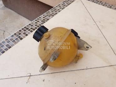 Boca posuda za vodu za Peugeot 206