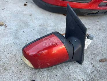 Retrovizor desni bordo za Ford Focus od 2004. do 2008. god.