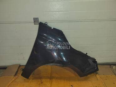 Desno krilo crno za Fiat 500 od 2008. do 2013. god.