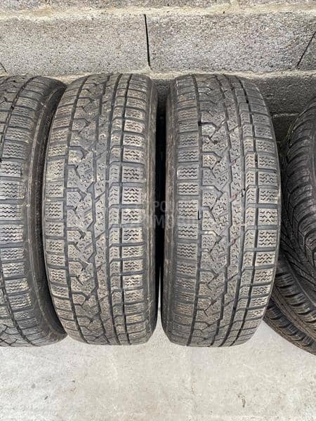 Kumho 215/70 R16 Zimska