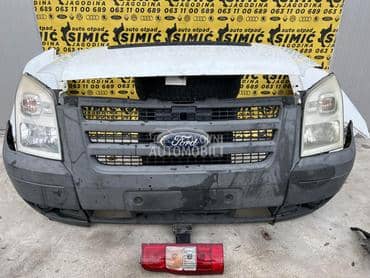 Branik prednji crni za Ford Transit Connect od 2006. do 2014. god.