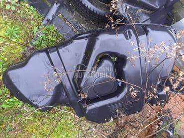 Ford Fiesta -  kompletan auto u delovima