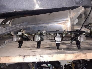 Toyota Avensis -  kompletan auto u delovima