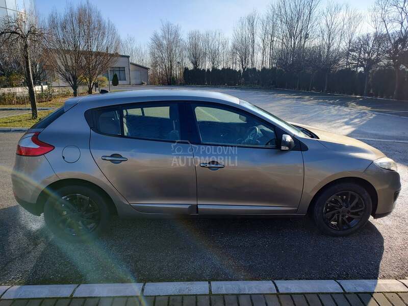 Delovi za Renault Megane 1.5dci 2011. god.