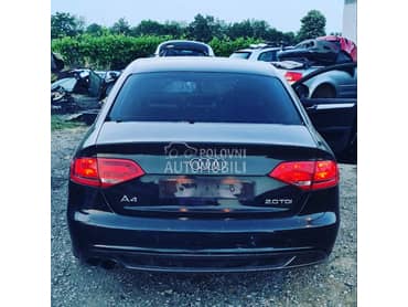 Audi A4 -  kompletan auto u delovima