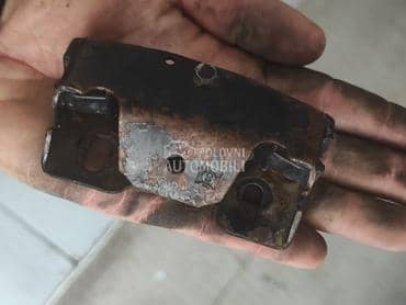 Unutrašnja brava gepeka za Peugeot 206