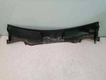 Plastika vetrobranskog stakla za Mercedes Benz A 140, A 150, A 160 ... od 2012. do 2018. god.