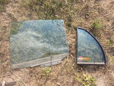 Stakla prozori za Toyota Hilux od 1980. do 2022. god.