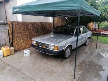 Audi 80 B2 -  kompletan auto u delovima
