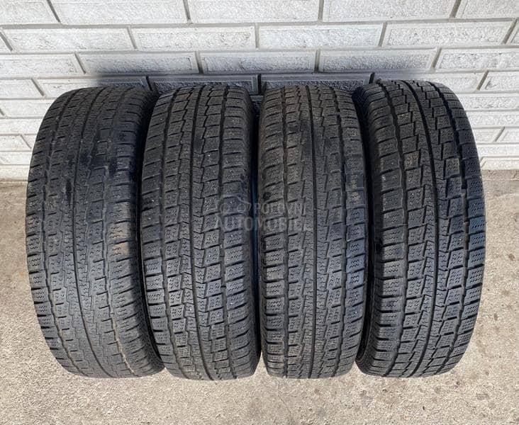 Hankook 195/70 R15 Zimska