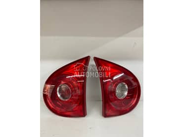 Gepek stop svetlo za Volkswagen Golf 5 od 2003. do 2008. god.