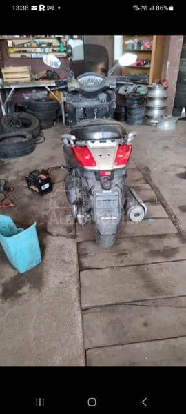 Yamaha X Max 250cc karburator