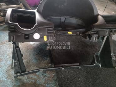 Instrument tabla za Volkswagen Golf 4 od 1999. do 2004. god.