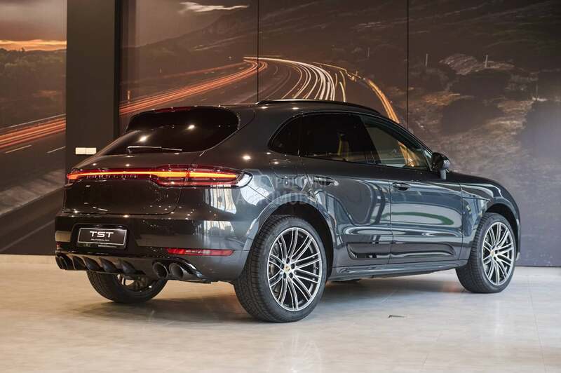 Porsche Macan 