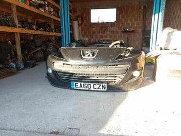 Prednji branik 207 za Peugeot 207