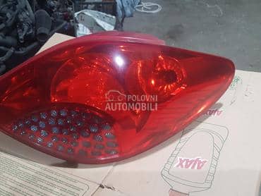 desna stop lampa za Peugeot 207 od 2006. do 2009. god.