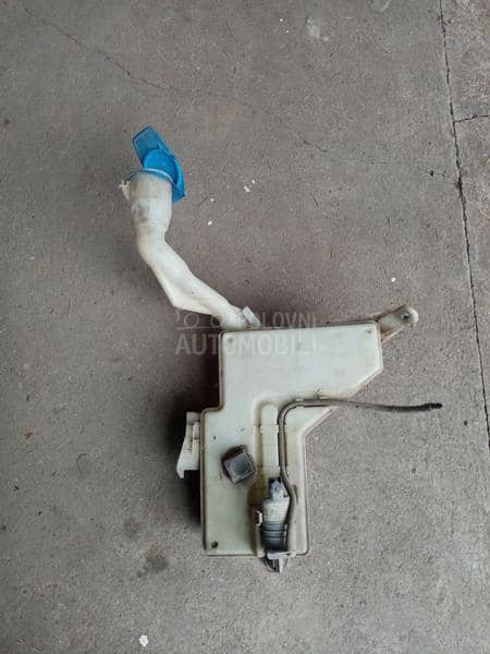 sistem za pranje stakala