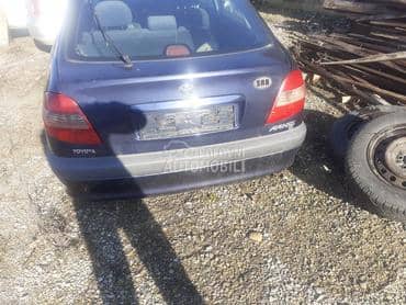 Toyota Avensis -  kompletan auto u delovima
