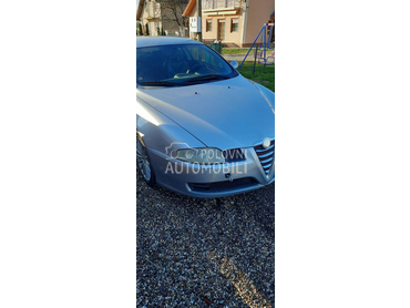 Delovi za Alfa Romeo GT