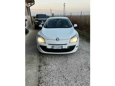 Megan 3 delovi hauba vrata za Renault Megane od 2009. do 2013. god.