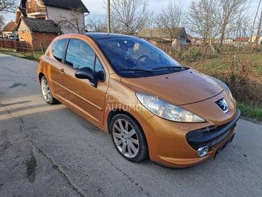 branik sa prskalicama za Peugeot 207