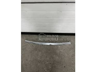 Lajsna na zadnjem braniku za Audi A6