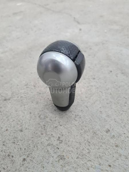 rucica automatskog menjaca