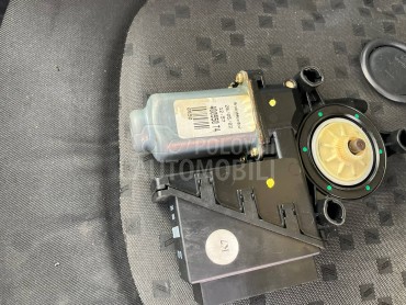 motorcic podizaca za Škoda Fabia od 1999. do 2006. god.