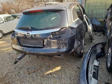 Gepek vrata za Opel Insignia od 2008. do 2012. god.