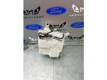 boca tecnosti za vetrobran za Ford Focus od 2011. do 2018. god.