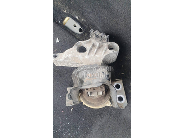 Nosac motora Clio 4 1.5dci za Renault Clio od 2013. do 2018. god.