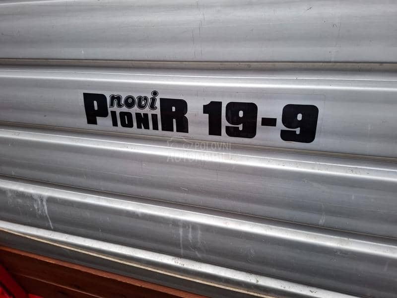 Tehnostroj Sip novi pionir 19,9