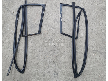 gumeni keder stakla vrata za Kia Sportage od 2010. do 2015. god.