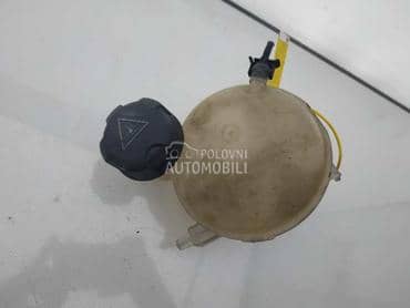 Boca rashladne tečnosti za Peugeot 308 od 2007. do 2013. god.