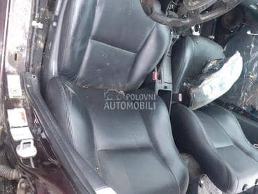 Toyota Avensis -  kompletan auto u delovima