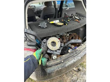 Brava geoeka za Volkswagen Golf 6 od 2004. do 2015. god.