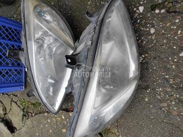 Mercedes vito 639 far desni