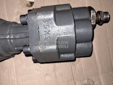 Hidroulicna zupcasta pumpa