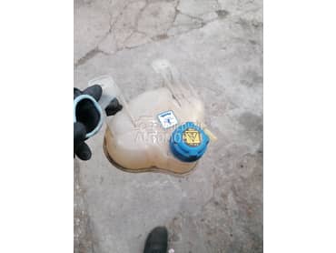 posuda za rashladnu tecnost za Alfa Romeo MiTo