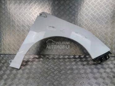 Desno krilo za Peugeot 308 od 2007. do 2013. god.