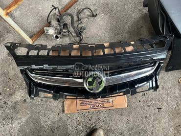 Maska za Opel Astra J od 2012. do 2017. god.