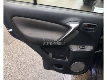 Tapacir vrata za Toyota RAV 4 od 2000. do 2005. god.