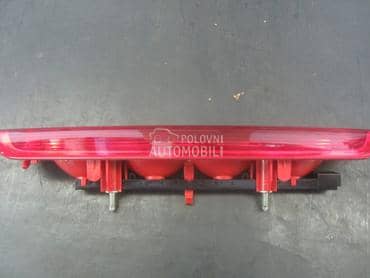 Treće stop svetlo za Peugeot 308 od 2007. do 2013. god.