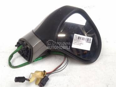 Desni retrovizor za Peugeot 308 od 2007. do 2013. god.