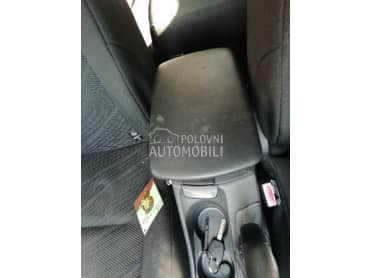 Naslon za ruku za Peugeot 308 od 2007. do 2013. god.